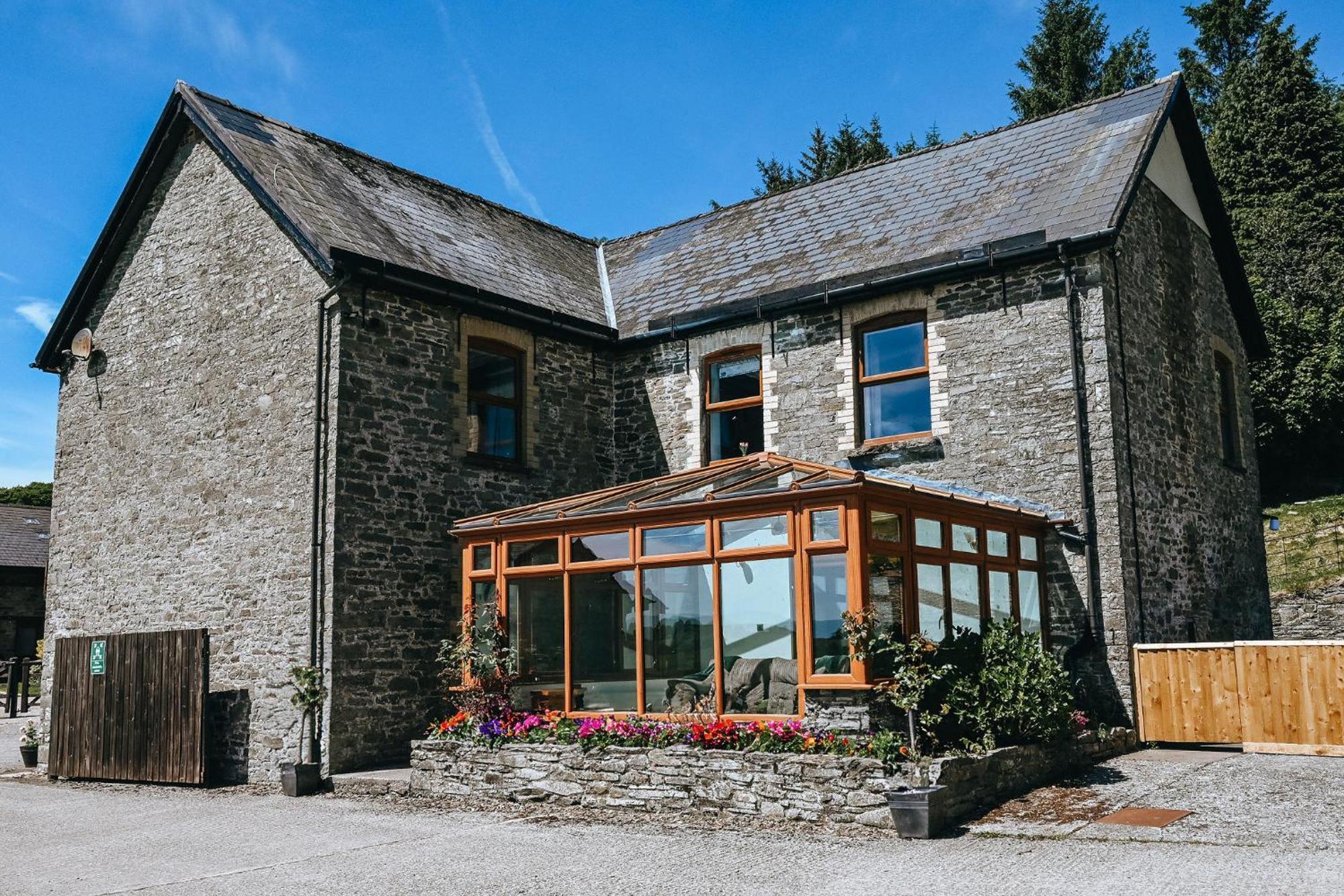 Vale Farm Cottages Brecon Extérieur photo